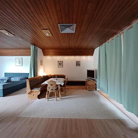 Villa Romy - Ferienwohnung バート・イシュル エクステリア 写真